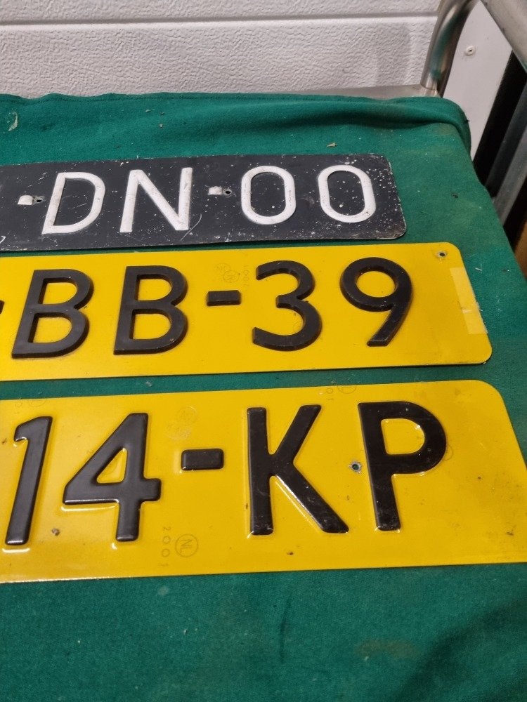 nummerplaten kentekenplaat drie stuks, Auto diversen, Ophalen of Verzenden, 'T Olde Gre-j, Info@toldegrej.nl, Endepoelstraat 20f Didam