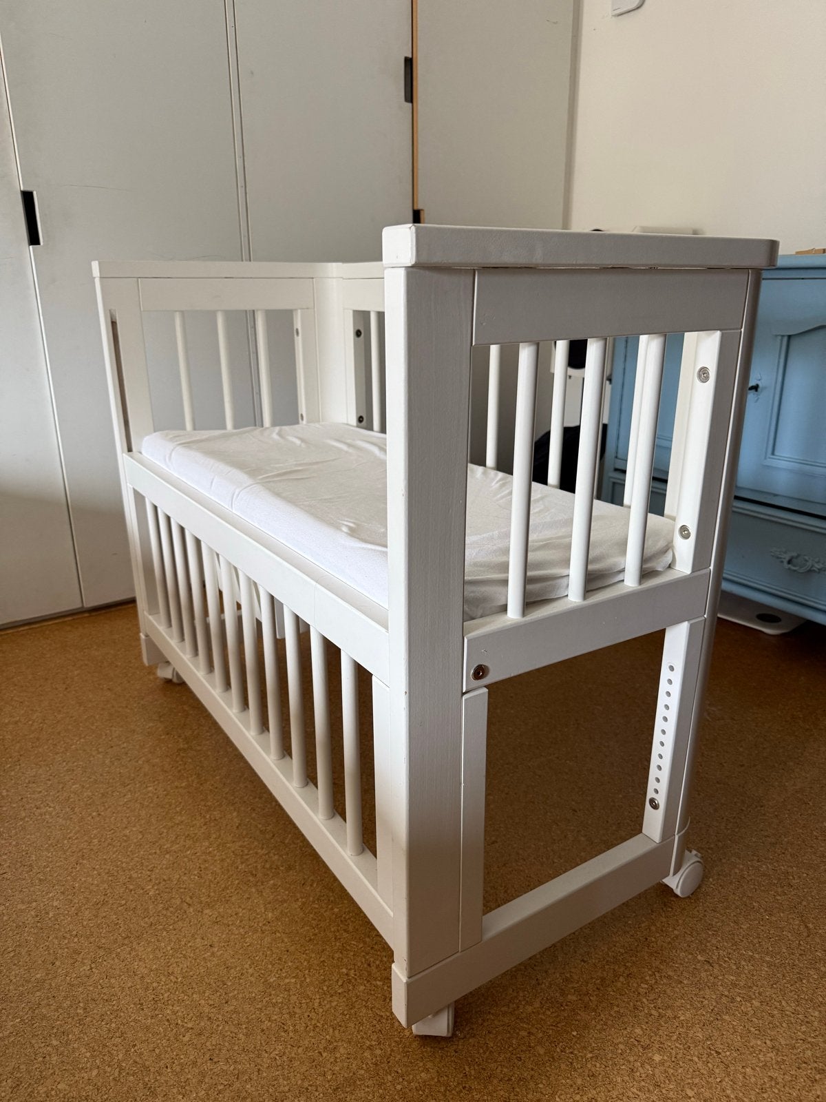 Troll Co-sleeper met matras en beddengoed, Ophalen, Gebruikt, Wit, Verstelbaar