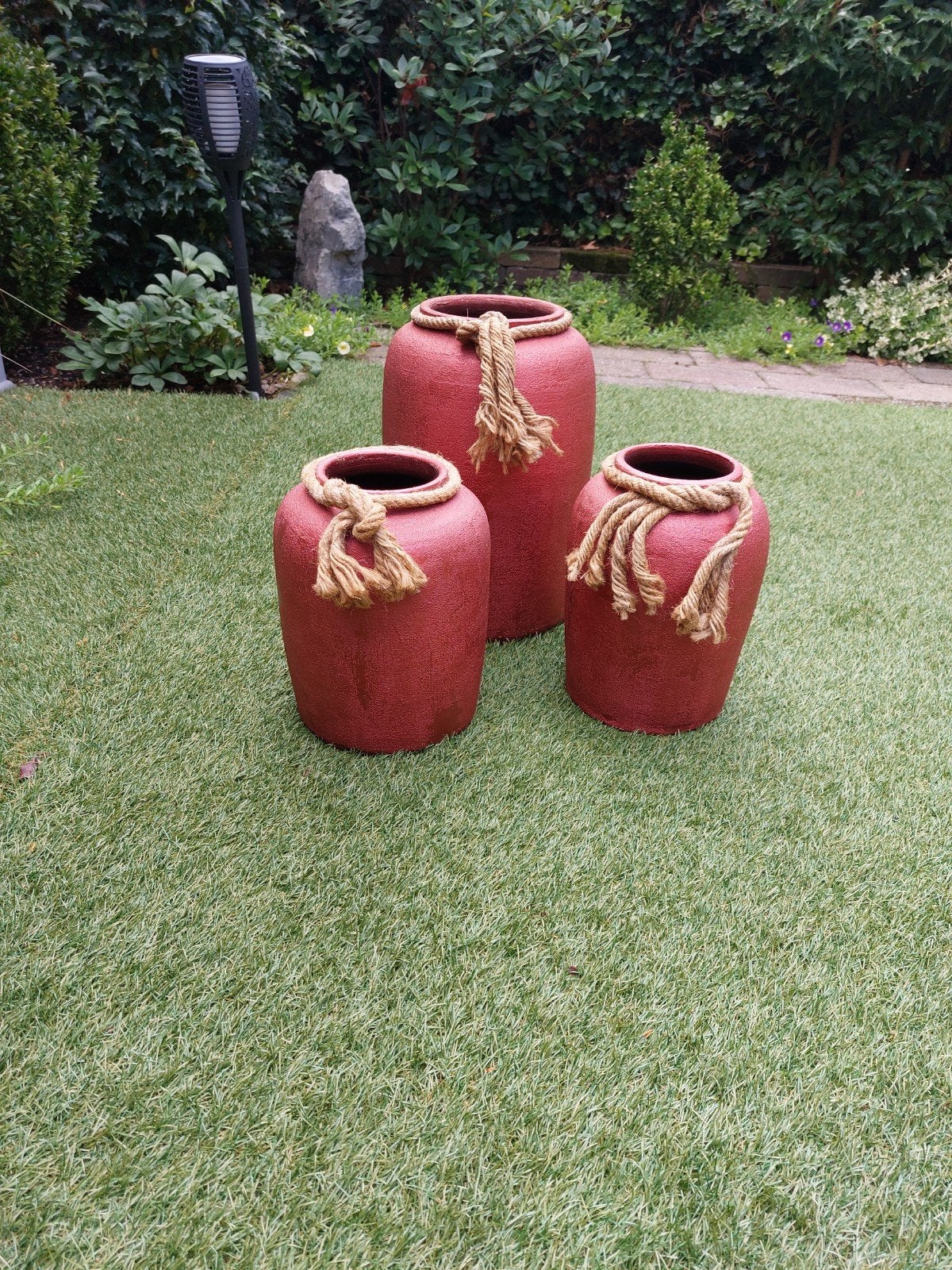 Set van 3 terracotta potten met touwdecoratie, 25 tot 40 cm, Rond, Ophalen of Verzenden, Zo goed als nieuw