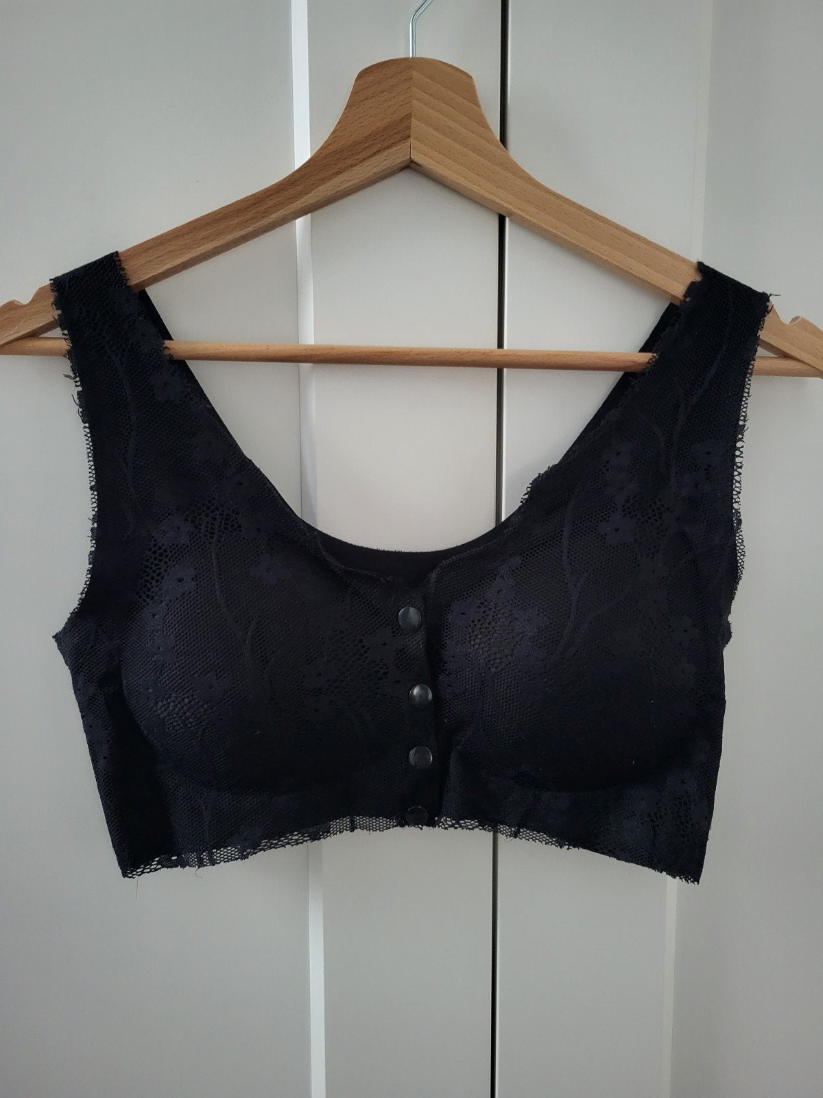 Comfortabele beha's met kant en knoopsluiting - Diverse kle, Verzenden, Zwart, BH
