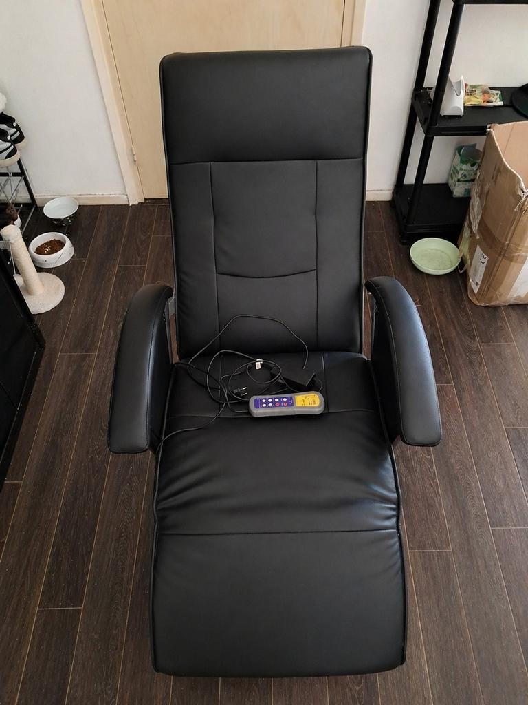Luxe Elektrische Massage Relaxfauteuil Zwart Kunstleer, Ophalen, Zo goed als nieuw, Massagestoel of Kussen
