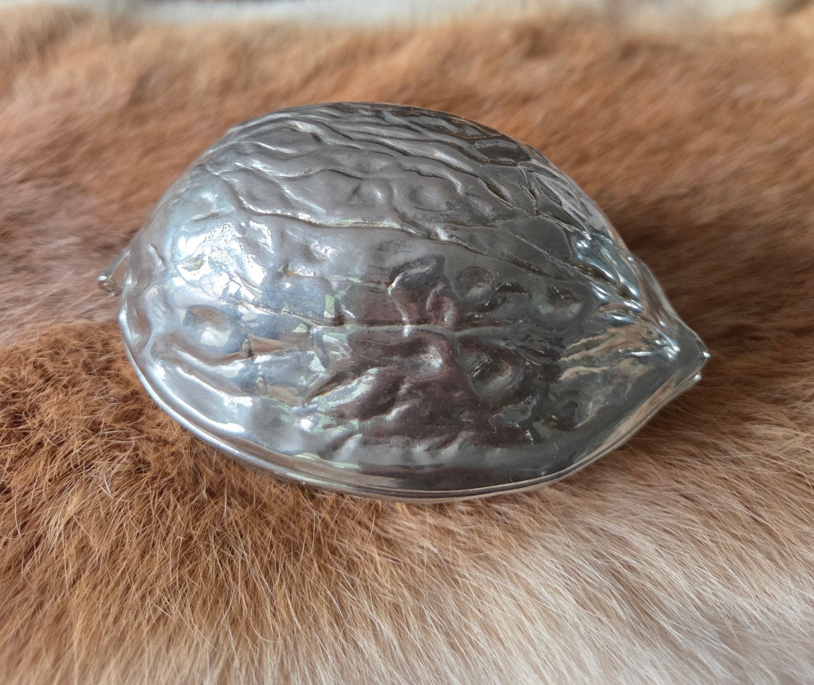 Vintage metalen notenkraker in walnoot vorm (BMF-stijl), Ophalen of Verzenden