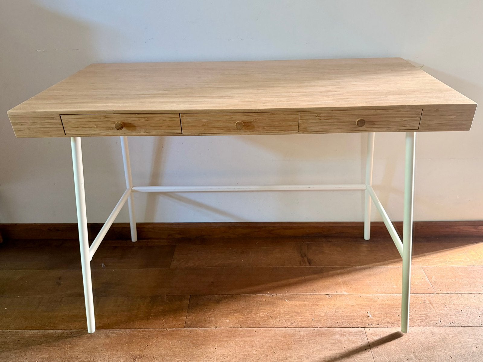 Ikea Lillåsen Bureau, Ophalen, Zo goed als nieuw
