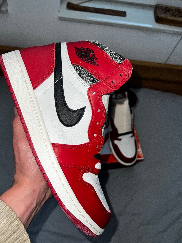 Jordan 1 Retro High OG Chicago Lost and Found (US 10 EU 44), Overige kleuren, Nieuw, Ophalen of Verzenden, Sneakers of Gympen