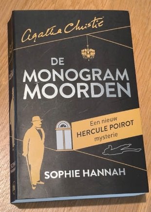 De monogram moorden Agatha Christie 9789048822058, Ophalen of Verzenden, Zo goed als nieuw