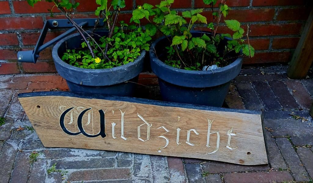 Groot eiken naambord voor op de gevel met tekst: Wildzicht, Tuin en Terras, Ophalen of Verzenden, Gebruikt