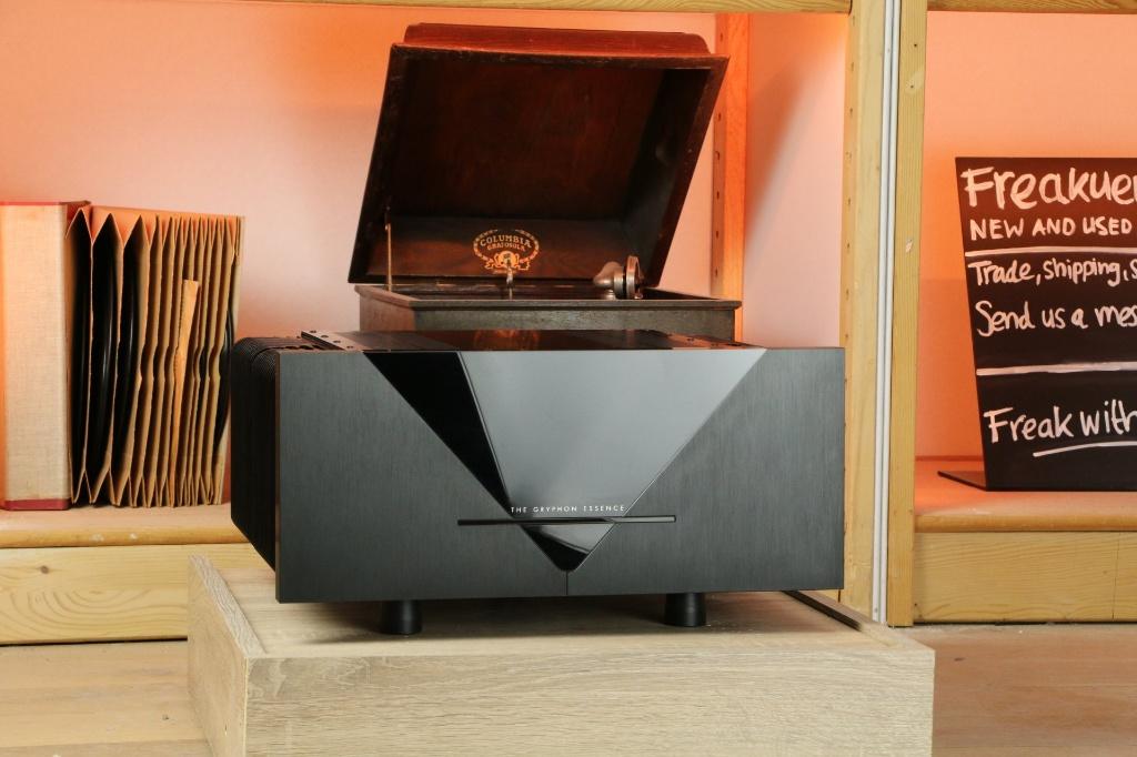 Gryphon Essence power TRADE.INRUIL OK. Visit Freakuence!, Ophalen of Verzenden, Zo goed als nieuw, Gryphon Audio Designs ApS, Ringstedgade 62, 4700 Næstved, Denemarken