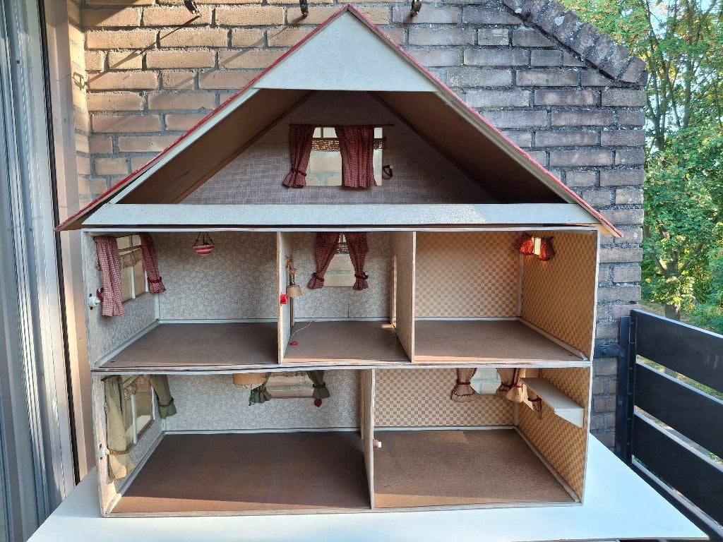 ZEER MOOI ANTIEK POPPENHUIS JAREN 50 | B: 94 X D: 38 X H: 93, Ophalen