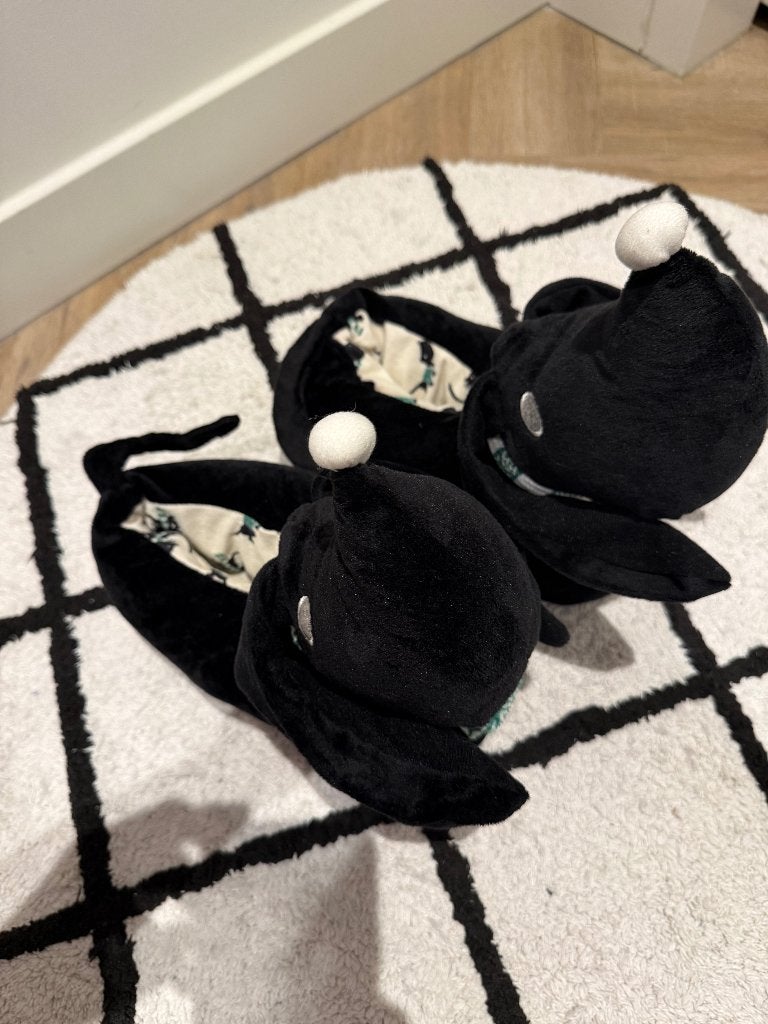 heel goed zwart Hema Takkie pantoffels sloffen 39 40 schoen, Kleding | Dames, Zwart, Ophalen of Verzenden, Zo goed als nieuw, Pantoffels of Sloffen