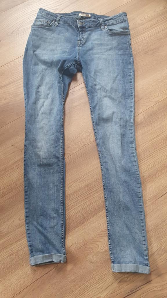Nikkie Skinny Jeans Maat 42 (valt als 40), Ophalen of Verzenden