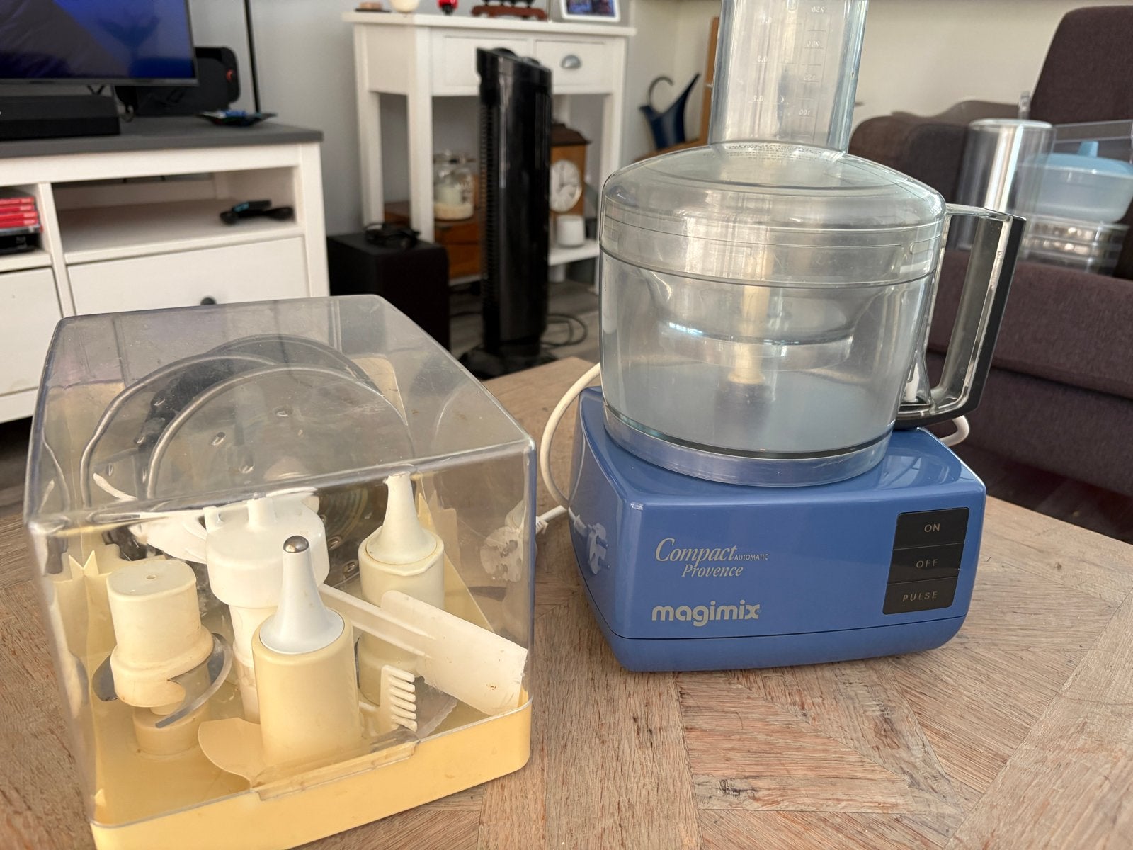 Magimix Compact 3100 keukenmachine met accessoires, 2 tot 3 liter, Ophalen, Gebruikt, 2 snelheden