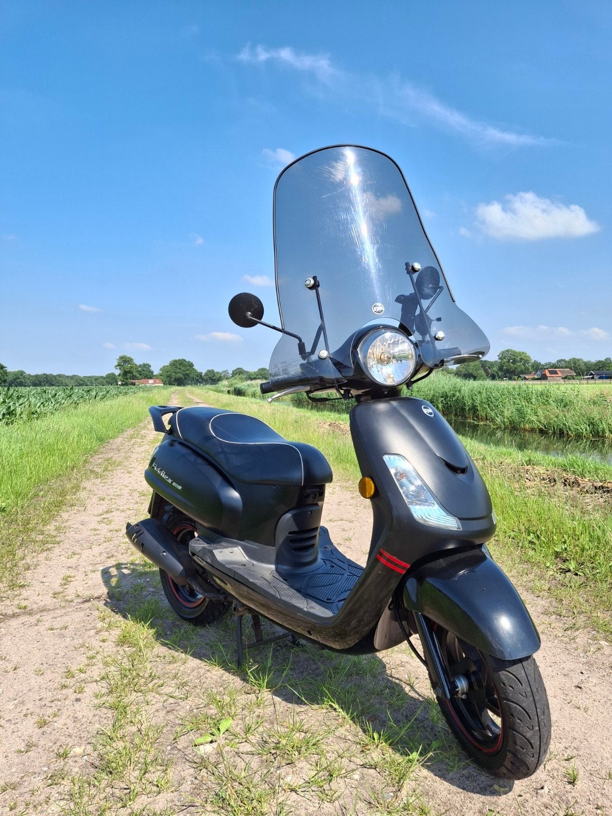 Sym Fiddle II 50S - Zwart - Goed onderhouden, Gebruikt, Maximaal 45 km/u, Ophalen of Verzenden, Benzine