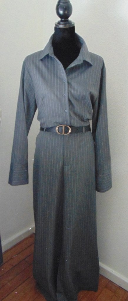 Neo noir grijze Stripe blouse en pantalon maat 42, Neo Noir, Maat 42/44 (L), Nieuw, Ophalen of Verzenden