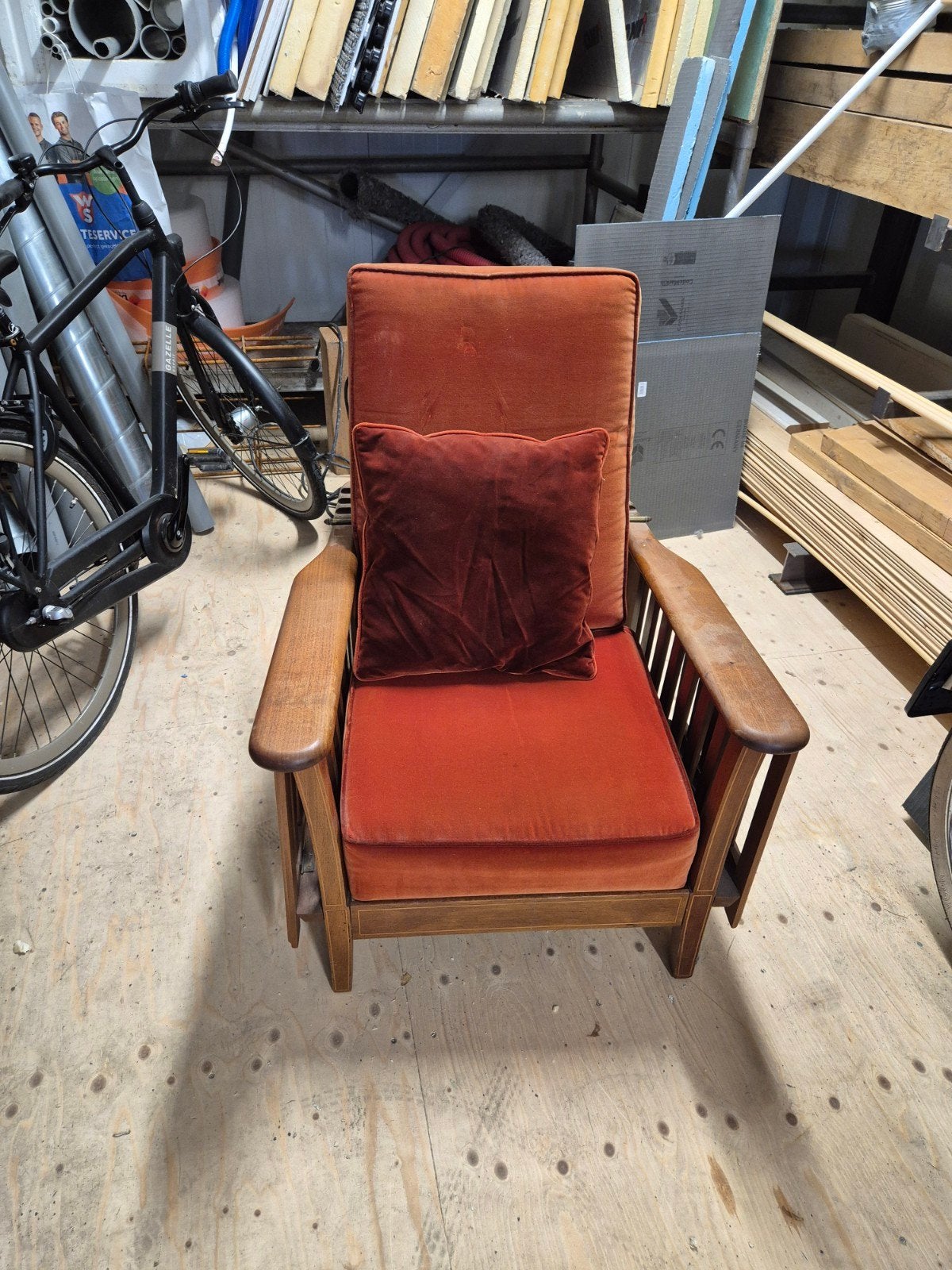 Vintage Rook Fauteuil - Oranje Velours en Houten Frame, Antiek en Kunst, Ophalen