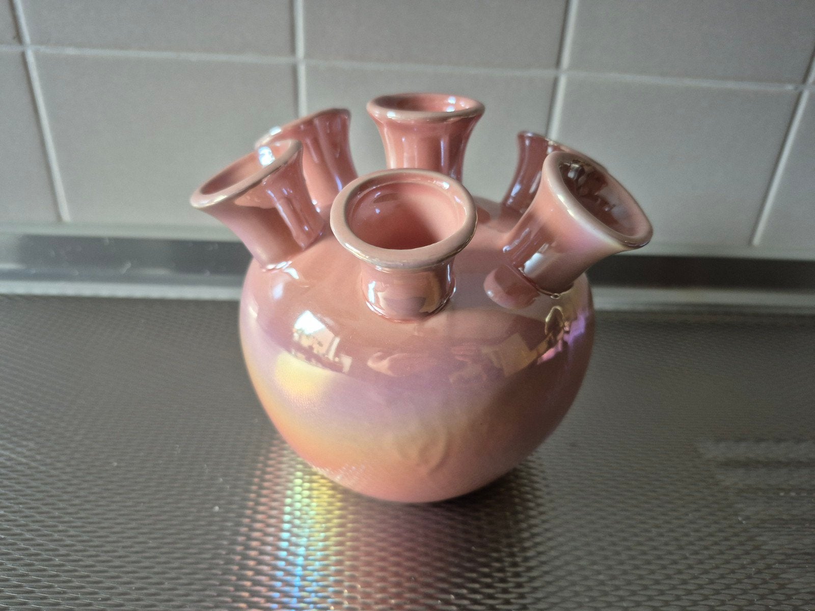 TULPENVAAS ROZE PARELMOER 18 CM NIEUW, Ophalen, Nieuw, Roze, Steen/keramiek