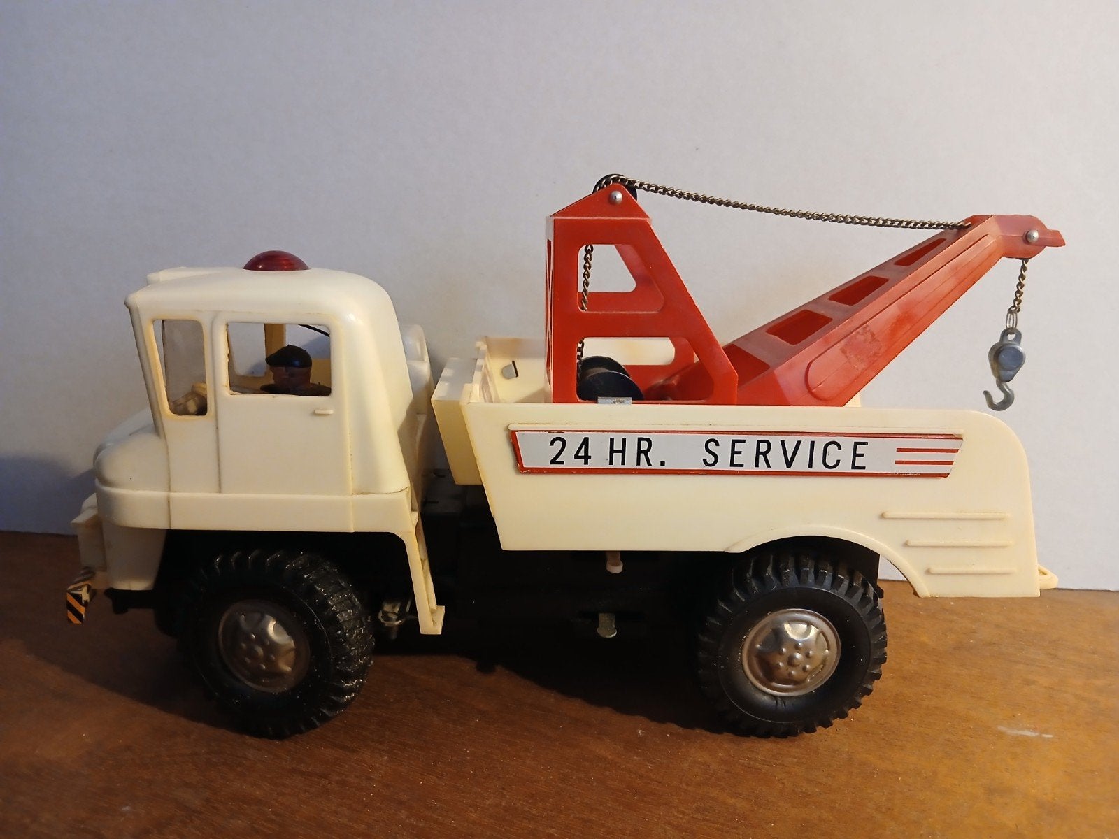 Takelwagen met motor en werkende kraan, Ophalen of Verzenden
