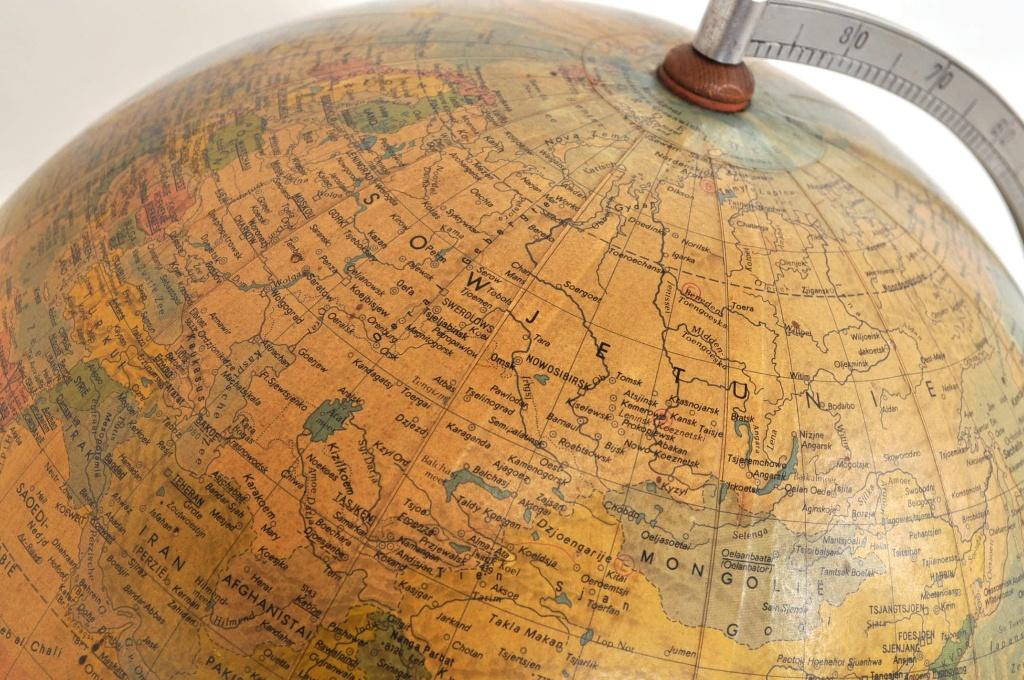 Vintage wereldbol Räths globe bakeliet jaren 60, Ophalen of Verzenden, Gebruikt