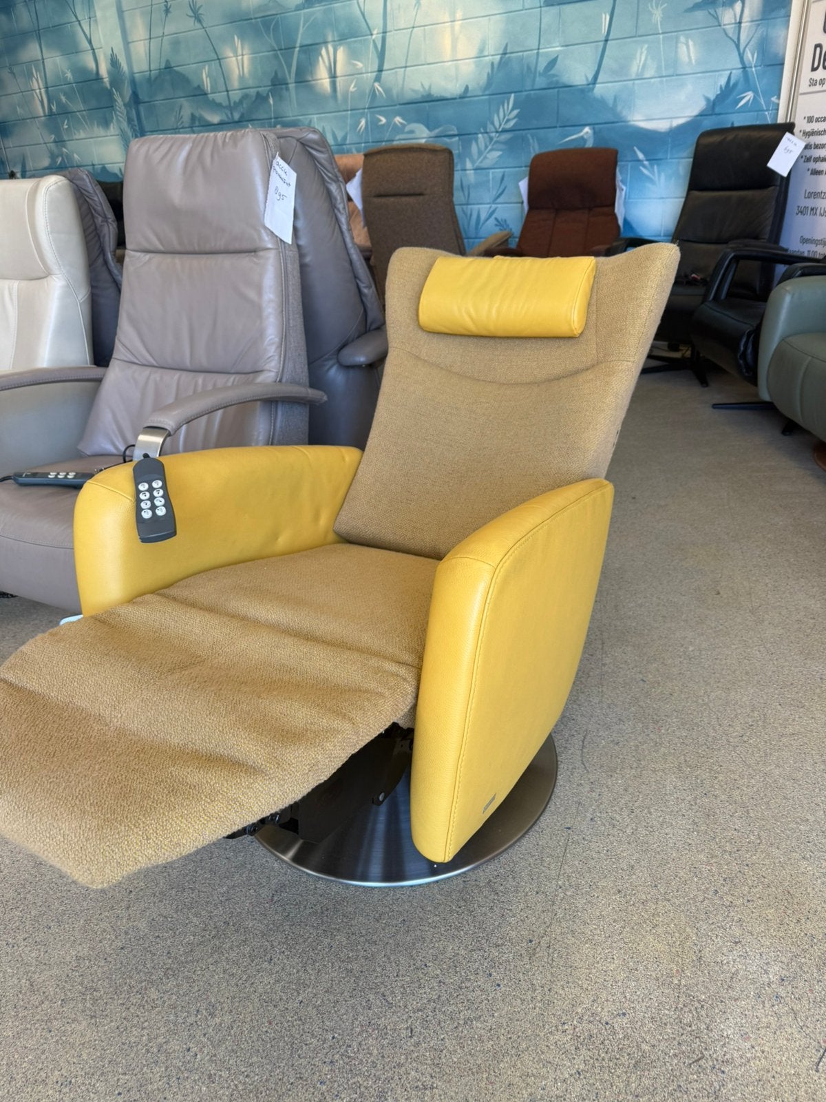 Prominent sta op stoel relax fauteuil bezorging en garantie, Ophalen of Verzenden, Zo goed als nieuw, Leer, 100 modellen van alleen A merken