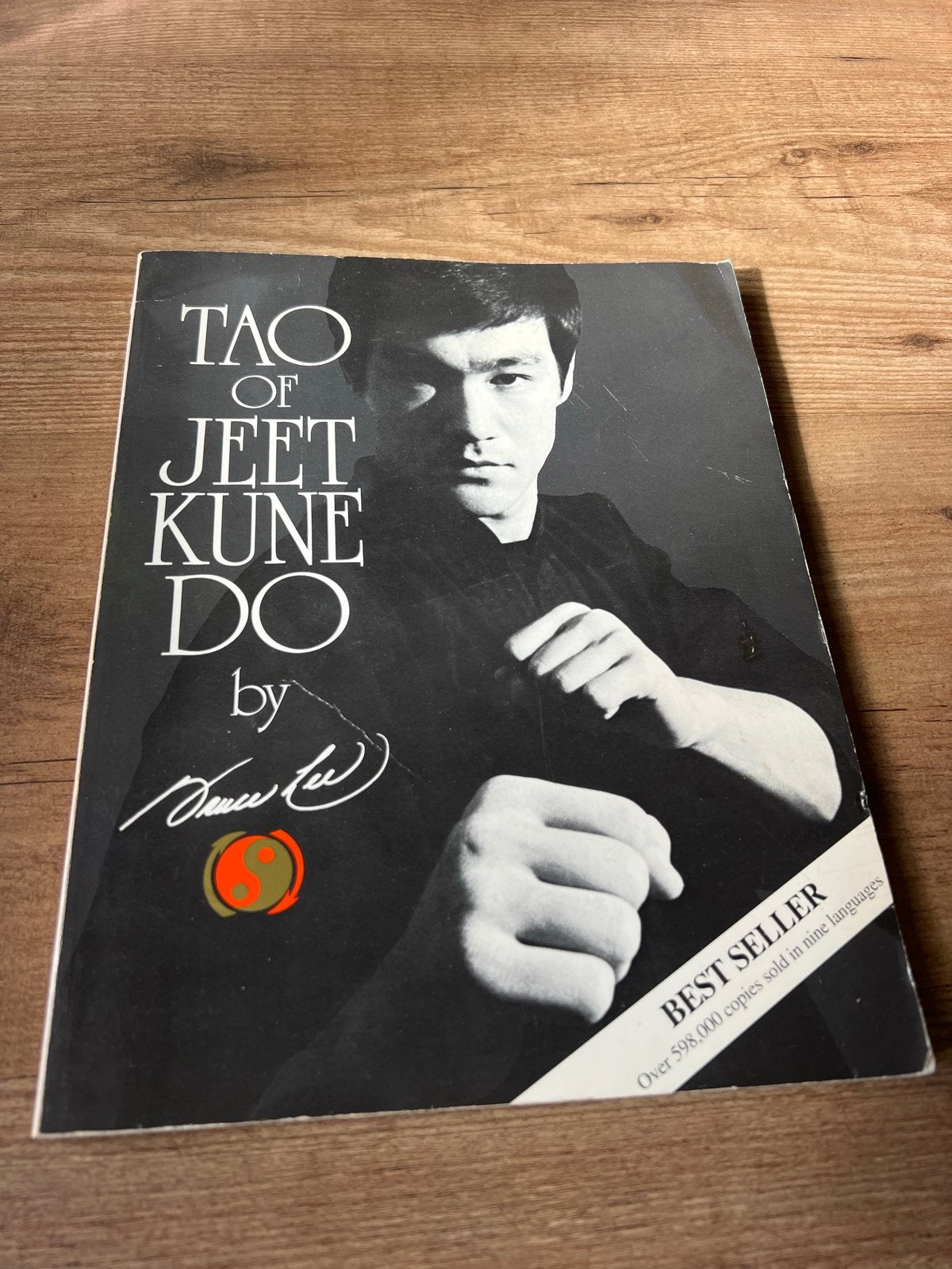 Tao of Jeet Kune Do - Bruce Lee, Boeken, Ophalen of Verzenden, Gelezen, Vechtsport