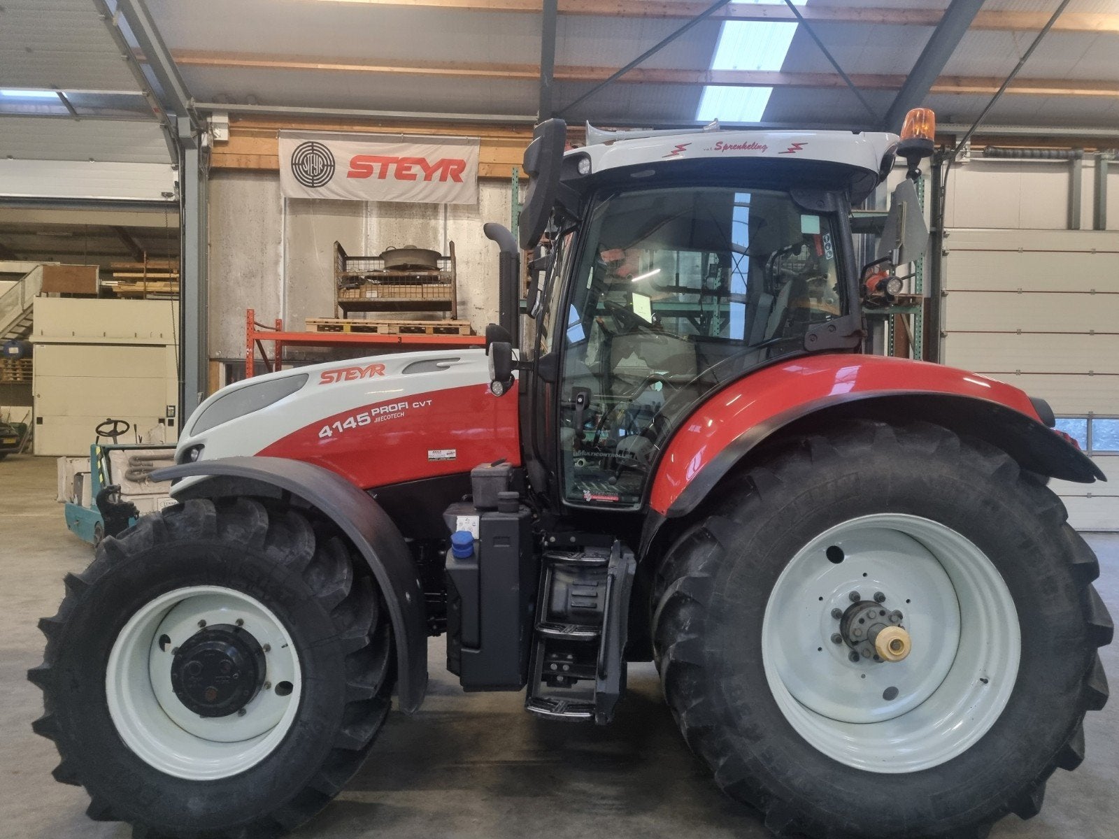 Steyr4145 profi cvt, Zakelijke goederen, Agrarisch | Tractoren, 120 tot 160 Pk, Gebruikt, Ophalen
