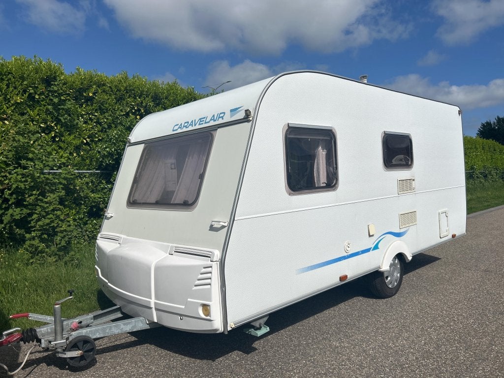 CARAVELAIR 496 Antares Luxe VOORTENT, VAST BED, STAPELBED, Caravans en Kamperen, Luifel, Treinzit, 750 - 1000 kg, Contact@caravelair.tm.fr