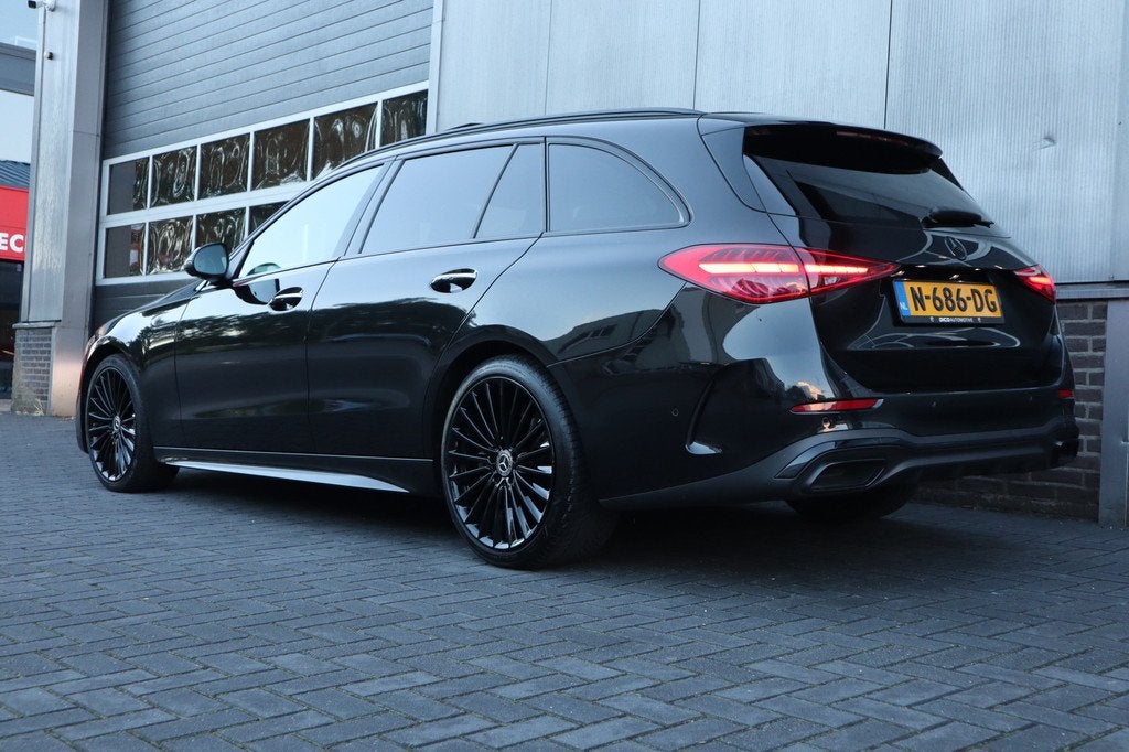 Mercedes-Benz C-Klasse Estate 200 204 pk Launch Edition AMG, Automaat, 4 cilinders, Zwart, 204 pk