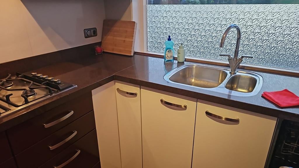 Keuken complete 3 meter +3 meter afhalen in Vijfhuizen, Huis en Inrichting, Keuken | Complete keukens, Ophalen of Verzenden, Gebruikt
