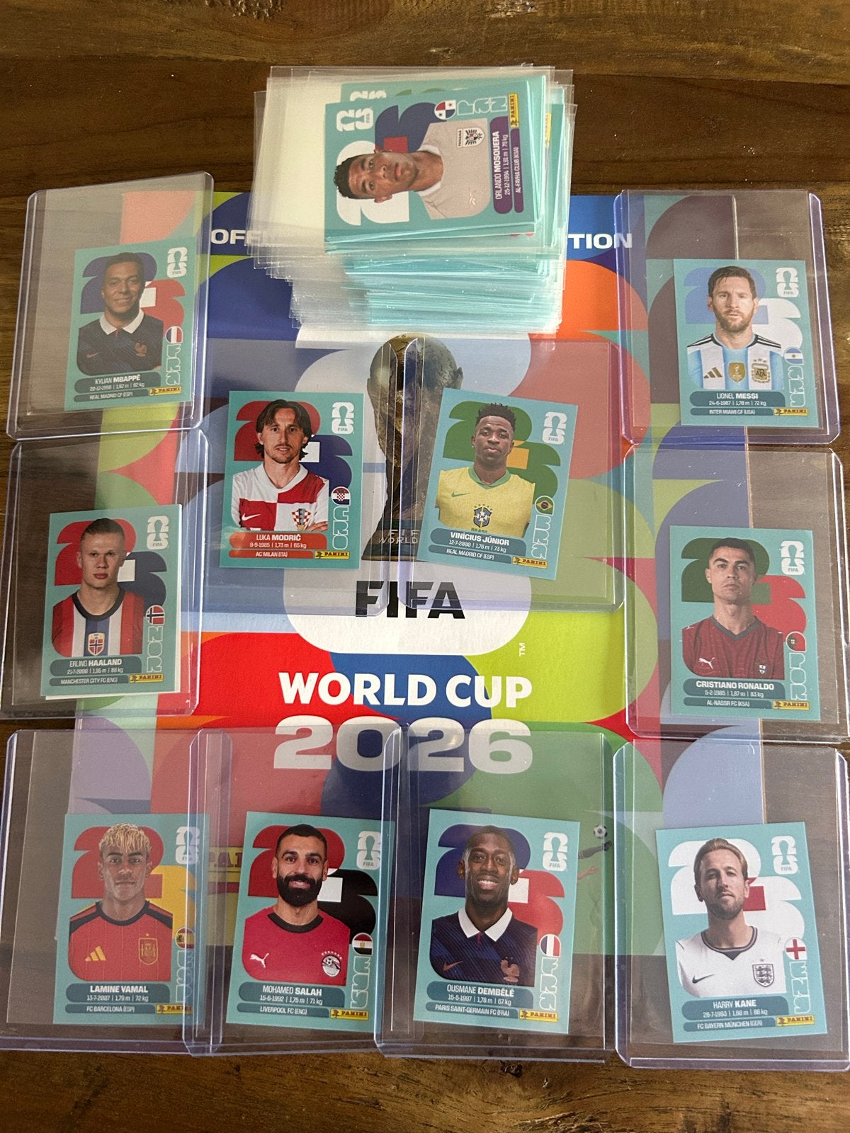 320 Stickers + leeg album World Cup 2026 incl alle sterren!!, Verzamelen, Ophalen of Verzenden, Nieuw, Buitenlandse clubs, Poster, Plaatje of Sticker