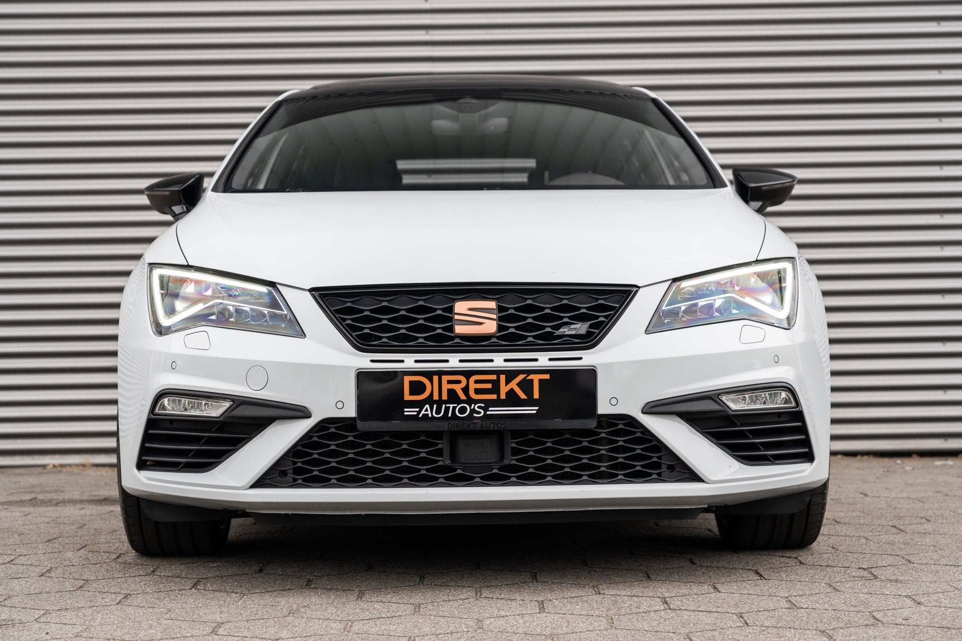 SEAT Leon 2.0 TSI CUPRA PANO BEATS VIRTUAL KEYLESS CAMERA, Auto's, Seat, 15 km/l, Gebruikt, Zwart, 4 cilinders