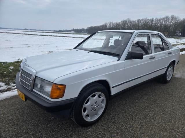 Mercedes-Benz 190-serie 2.0, Auto's, Mercedes-Benz, Gebruikt, 4 cilinders, Wit, Origineel Nederlands