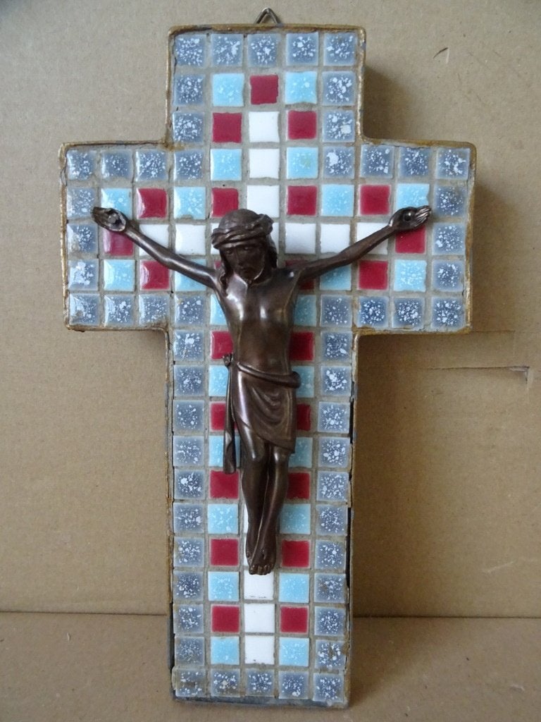 Volkskunst vintage mozaïek kruis kruisbeeld 14x23cm 1970