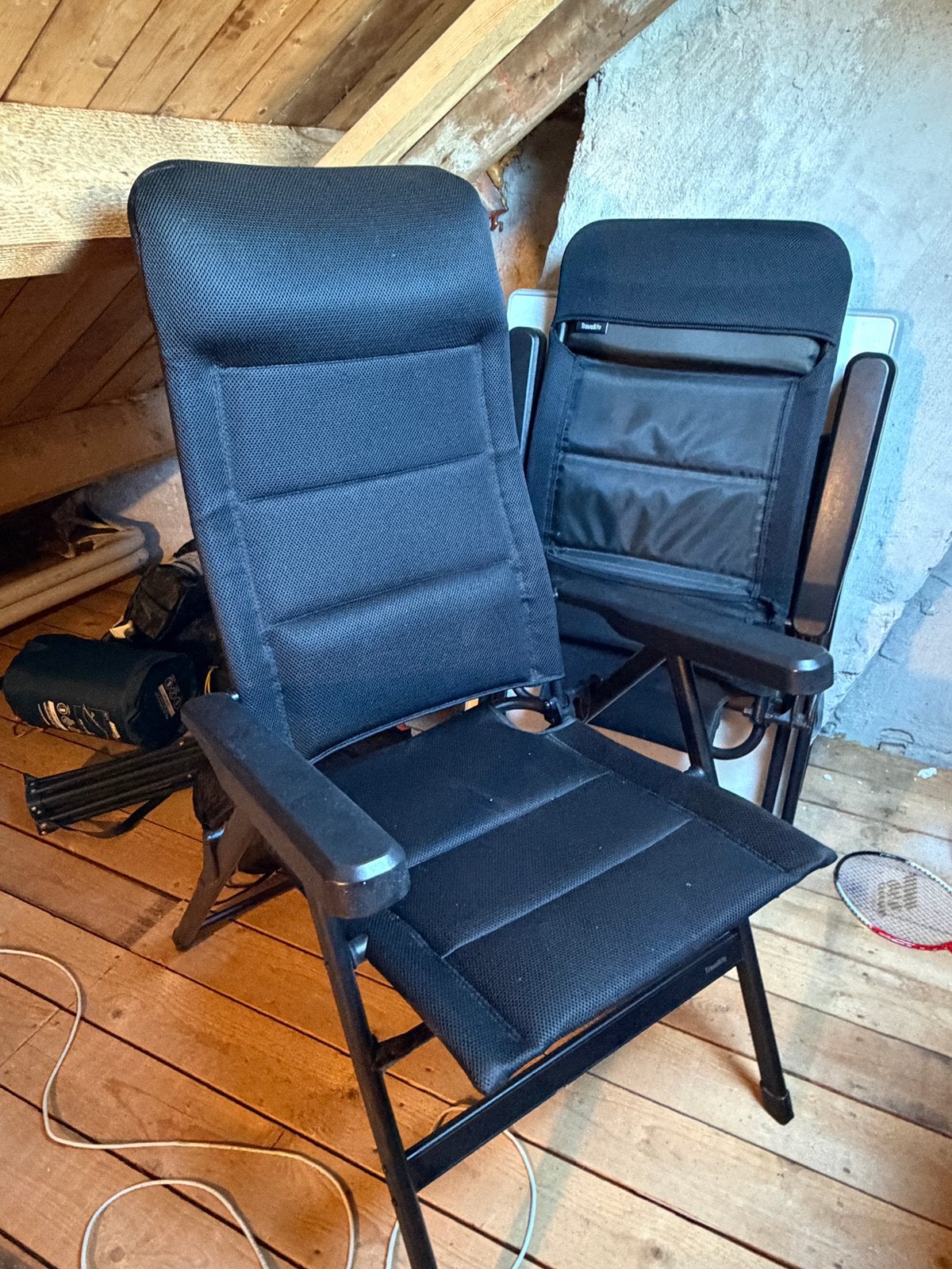 2 TravelLife campingstoelen met beensteun en tafel, Ophalen, Zo goed als nieuw, Campingstoel