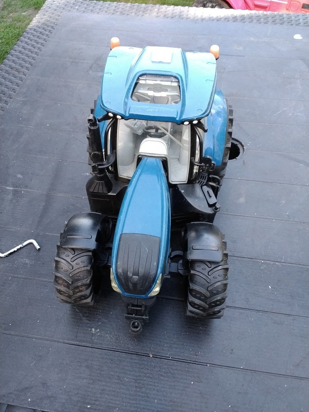 Bruder  New Holland T7.315 speelgoedtractor € 15, Ophalen of Verzenden, Gebruikt