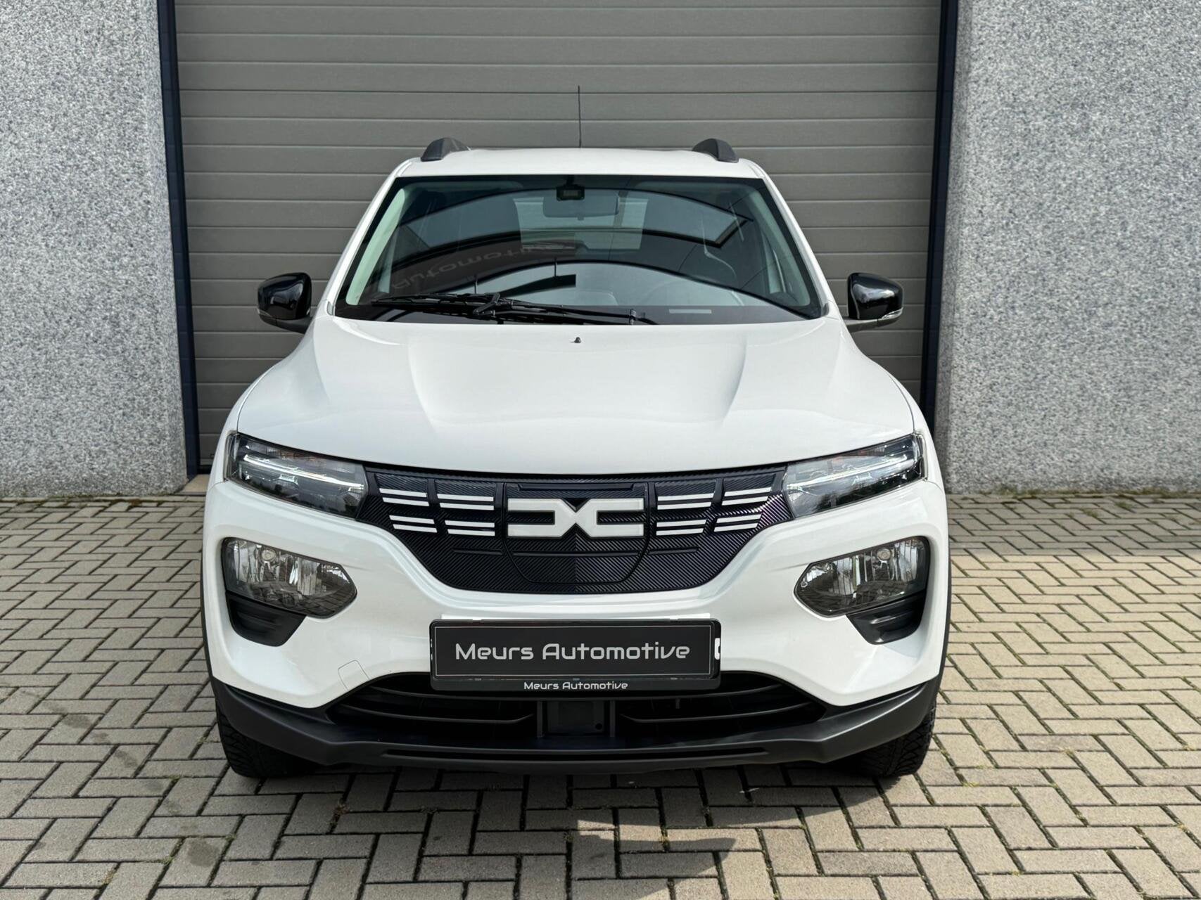 Dacia Spring Comfort Plus 27 kWh SOH 93% CCS/Navi/Camera/Car, Auto's, Dealer onderhouden, Gebruikt, Zwart, 38 min