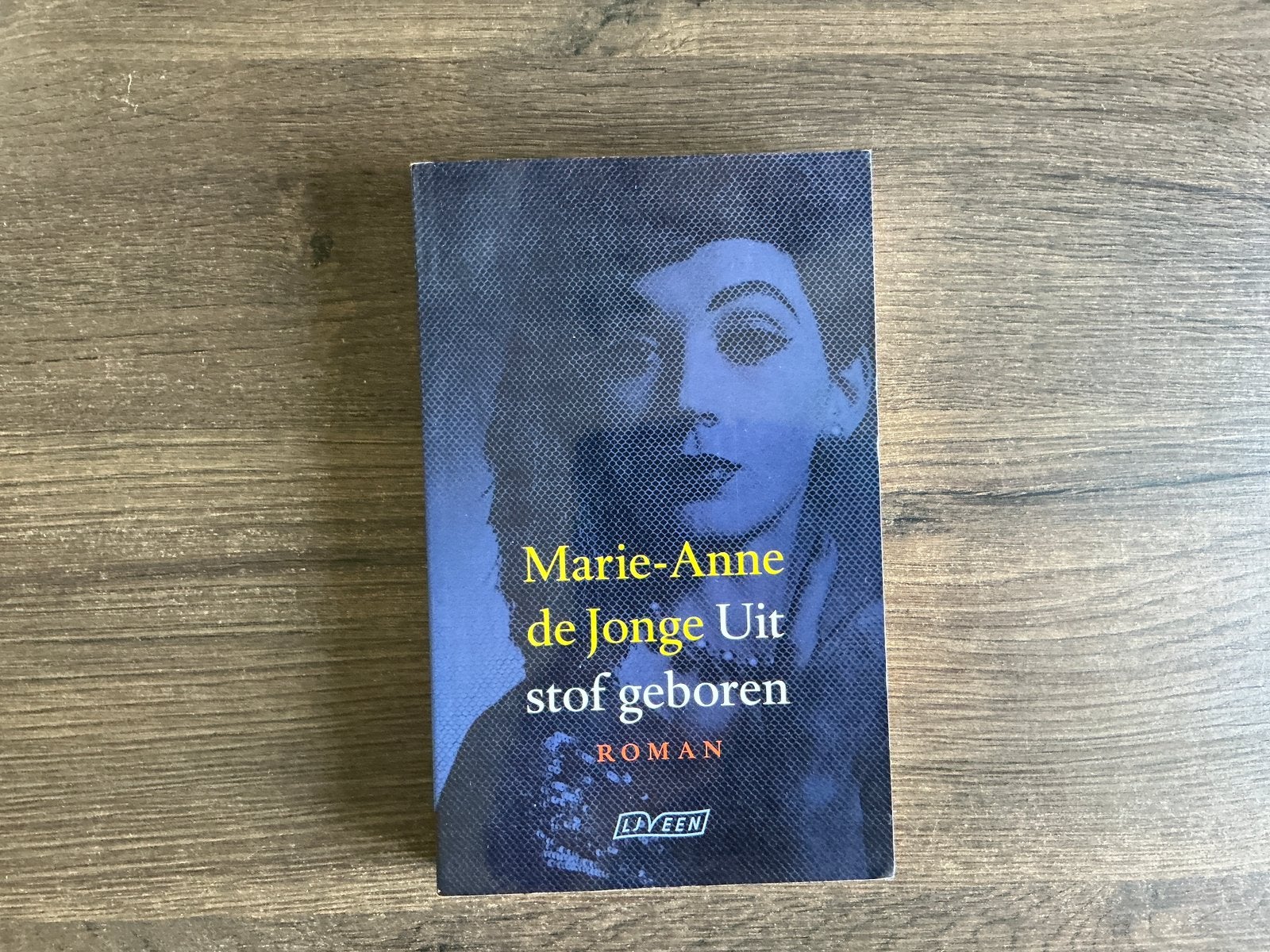 M.-A. de Jonge - Uit stof geboren - 9789020459432 (KWF), Ophalen of Verzenden, Zo goed als nieuw, M.-A. de Jonge