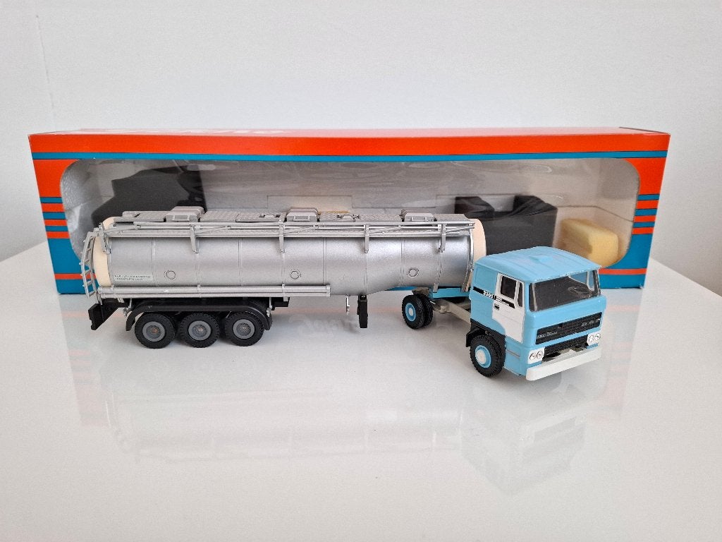 DAF 3300, H&S, Tekno / Lion Toys, Hobby en Vrije tijd, Ophalen of Verzenden, Zo goed als nieuw, Bus of Vrachtwagen, Tekno
