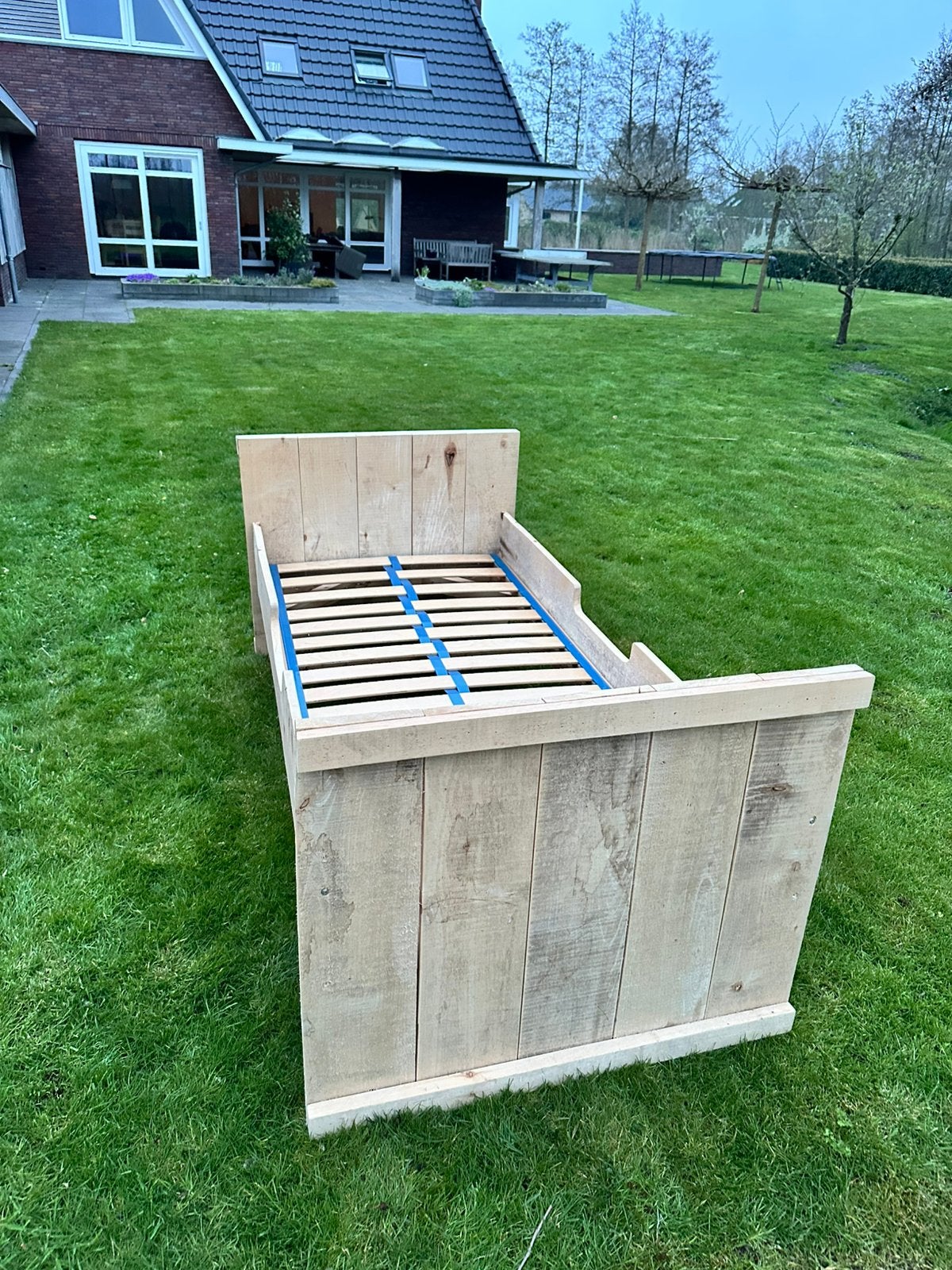 Bed 90 x 200cm, Ophalen