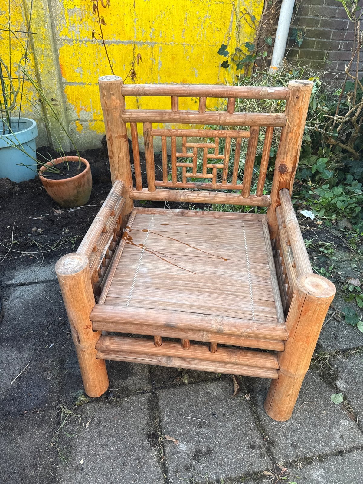 Gratis!!! Bamboe stoel en bijzettafel set - Aziatische stijl, Huis en Inrichting, Stoelen, Ophalen, Gebruikt, Bruin, Eén
