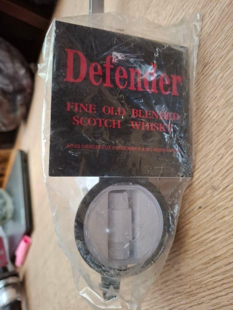 Defender whisky flessenhouder / dispenser (nieuw), Ophalen of Verzenden, Nieuw, Gebruiksvoorwerp
