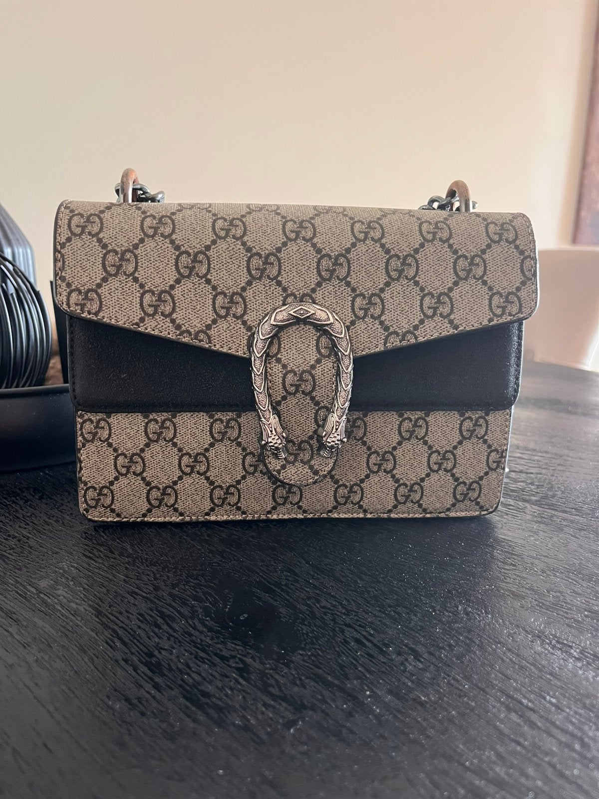Gucci, Ophalen of Verzenden, Zo goed als nieuw, Zwart, Schoudertasje