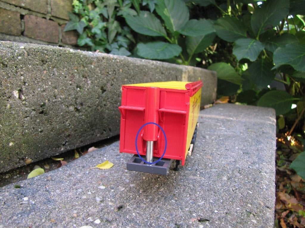 Origineel scharnierpunt hefcilinder oud type Tekno kippers., Hobby en Vrije tijd, Modelauto's | 1:50, Ophalen of Verzenden, Nieuw