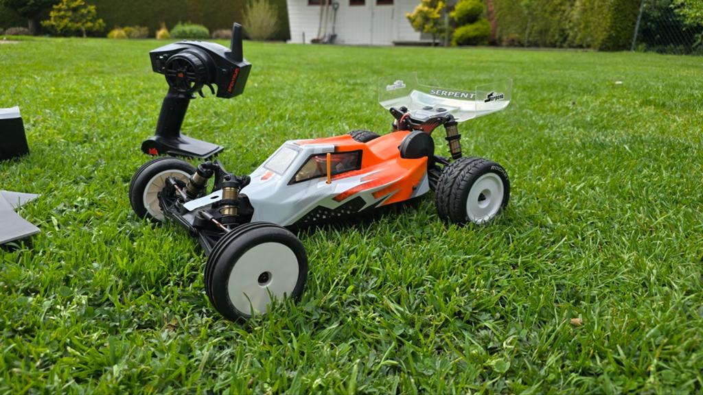 Super coole Serpent 1/10 race buggy compleet!! ZGAN, Ophalen of Verzenden, Zo goed als nieuw, Overige schalen, Auto offroad