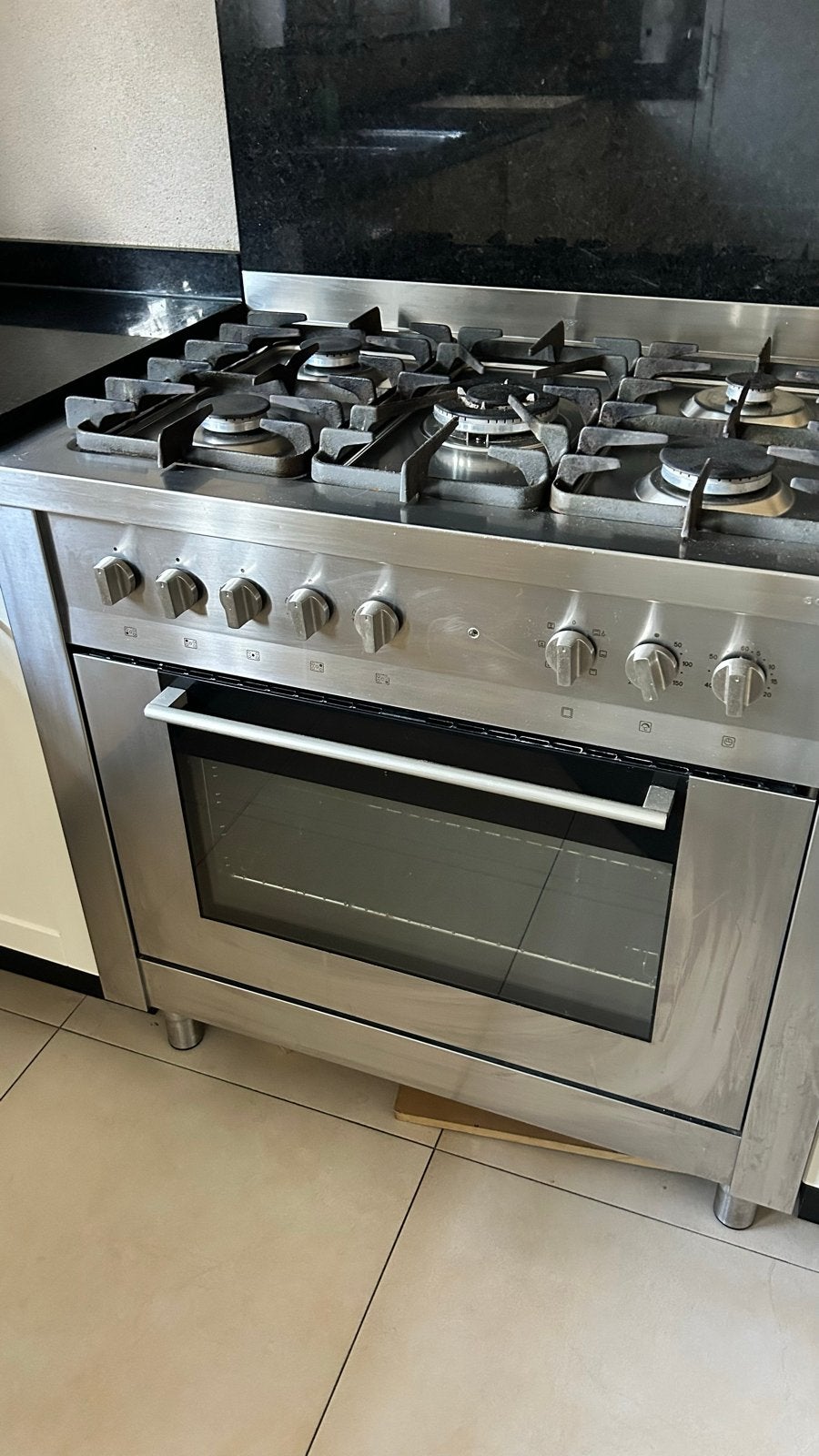 Solitaire Gasfornuis met Elektrische Hetelucht Oven, Ophalen, Gebruikt, Hete lucht, 60 cm of meer