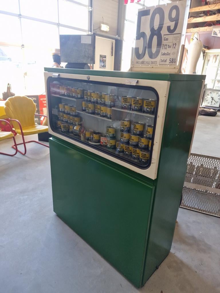 Olie bar / vitrine  castrol bp, Ophalen, Gebruikt