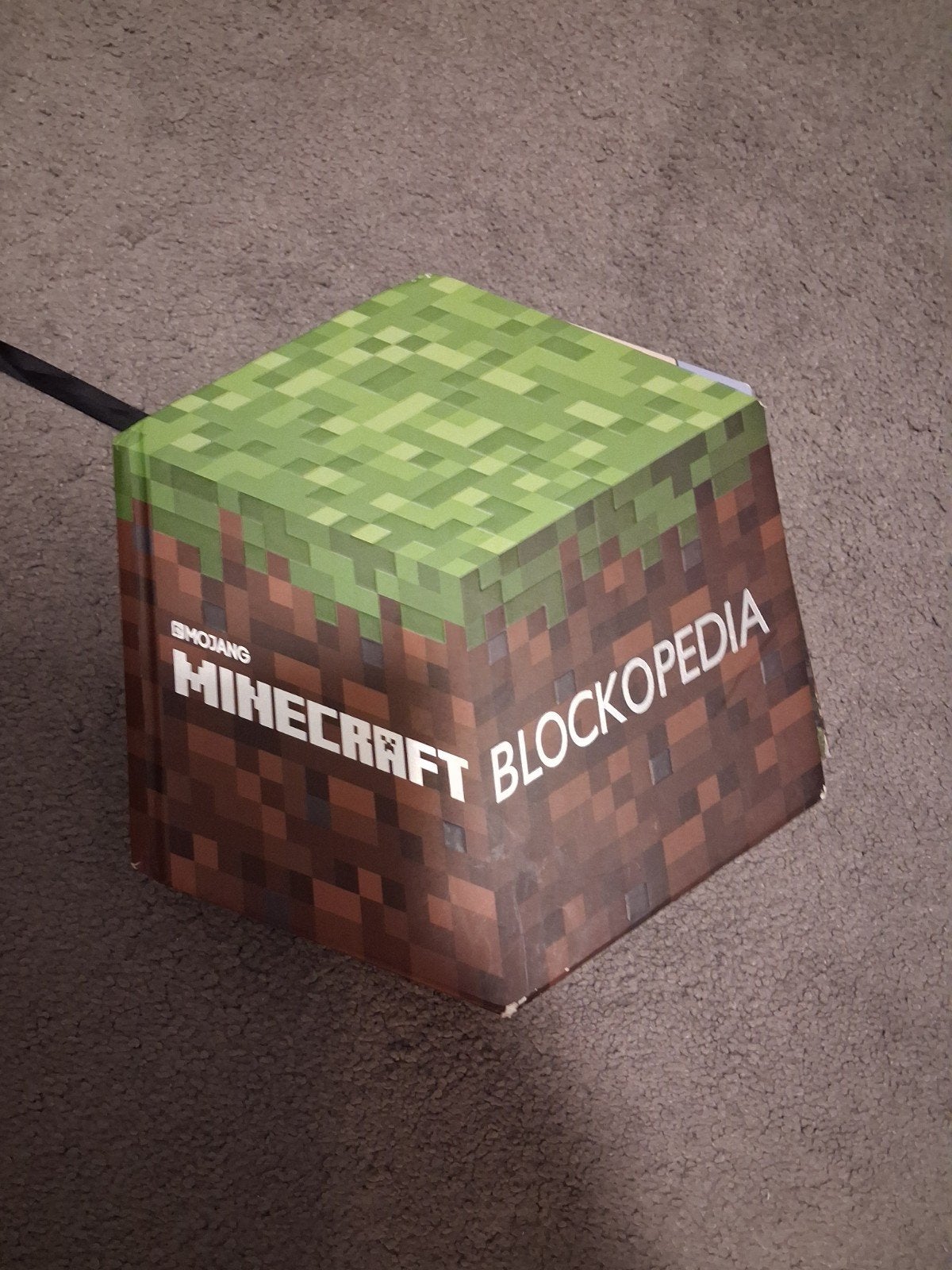 Minecraft Blockopedia - Encyclopedie, Boeken, Ophalen of Verzenden, Zo goed als nieuw, Mojang