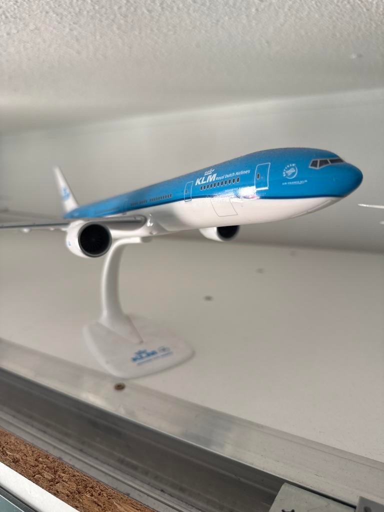 KLM Royal Dutch Airlines Schaalmodel Vliegtuig, Verzamelen, Ophalen of Verzenden, Zo goed als nieuw, Schaalmodel