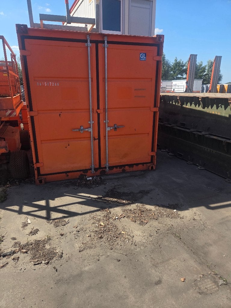 10 ft materieelcontainer  2.5x2.5, Ophalen