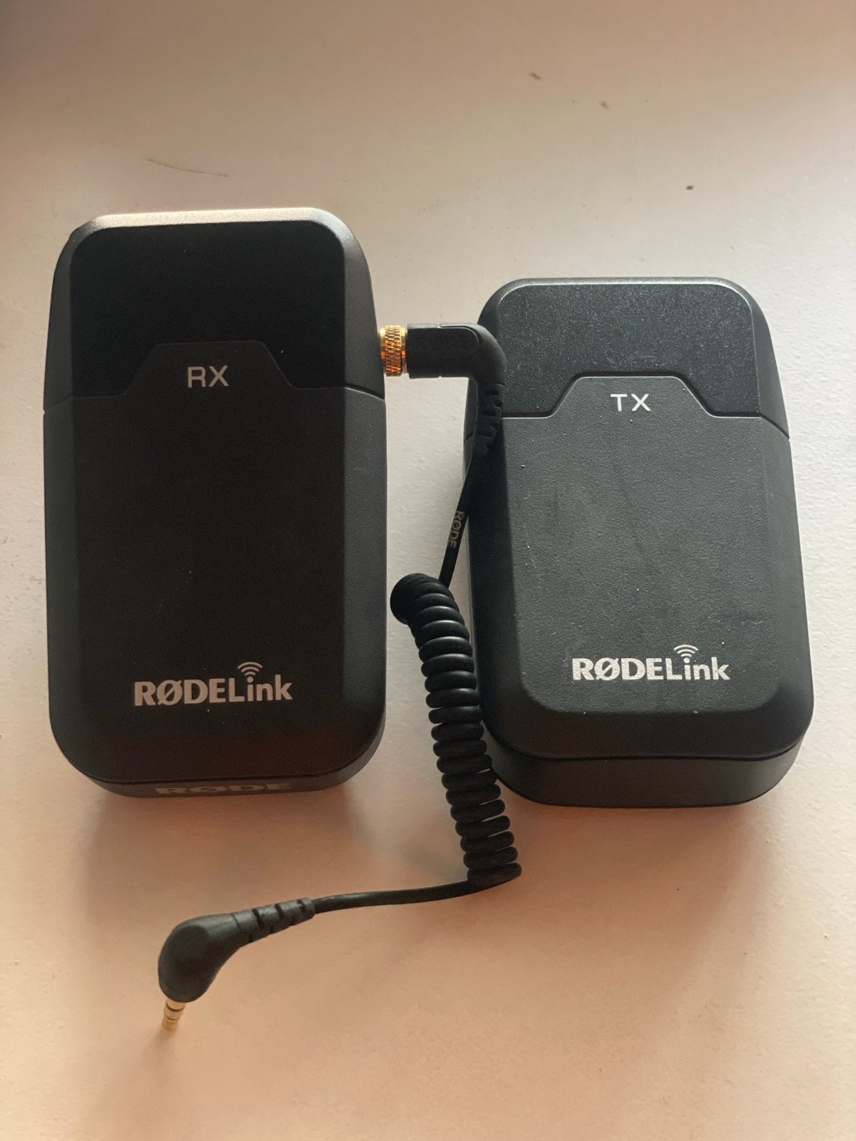 RØDELink Draadloos Microfoonsysteem - RX-CAM & TX-BELT, Ophalen of Verzenden, Zo goed als nieuw, Overige typen, Draadloos