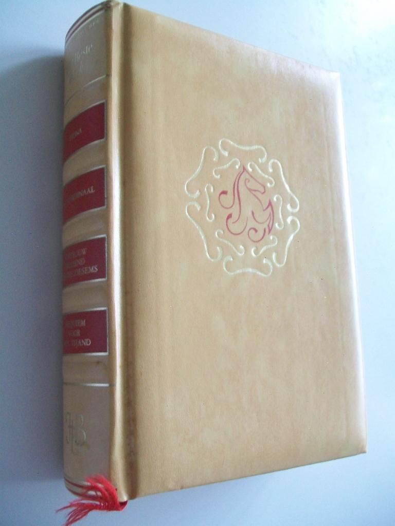 Het beste boek - Reader's Digest - met 4 romans, Boeken, Ophalen of Verzenden, Gelezen