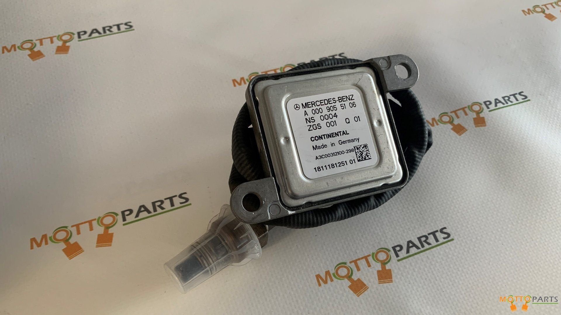 Mercedes-Benz NOx sensor A0009055106 - A3C00312100 ZGS001Q01, Gebruikt, -, Ophalen of Verzenden, -